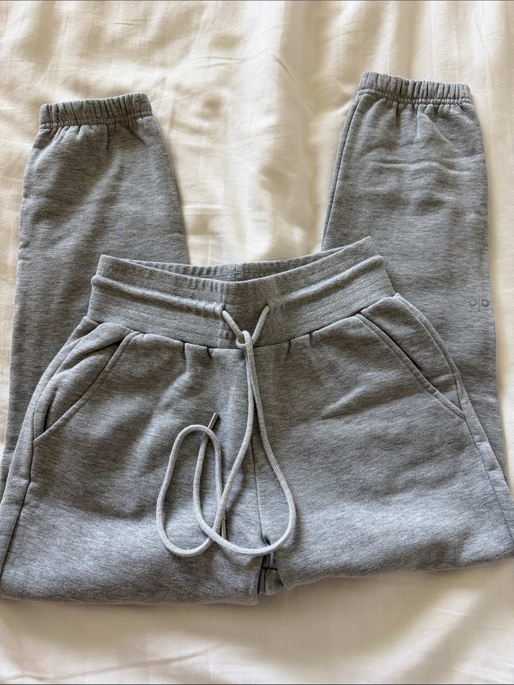 ALO Yoga Gray Drawstring Jogger Pants